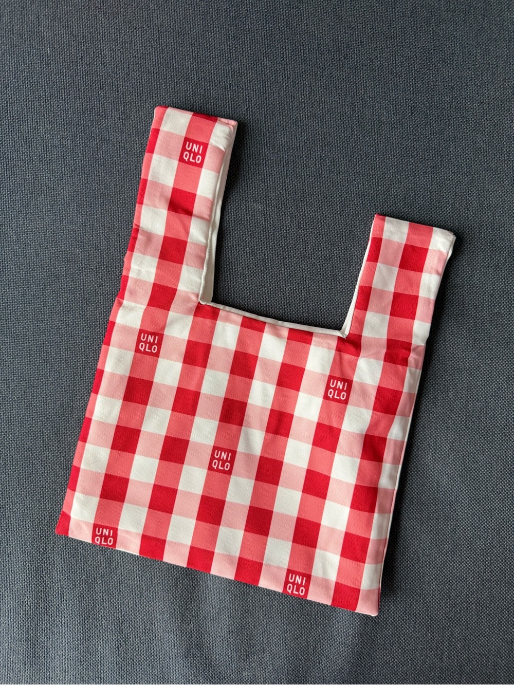 NWOT Uniqlo Knot Bag